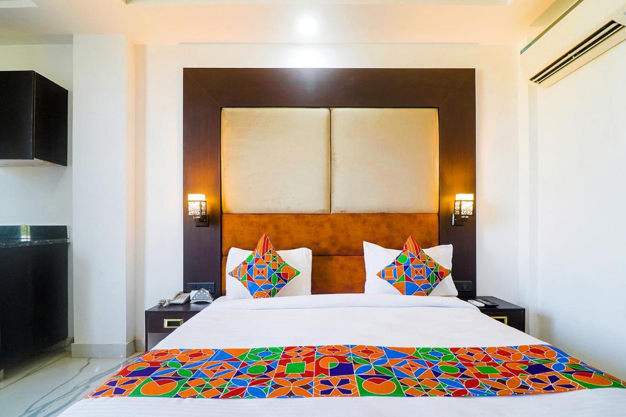 Fabhotel Kiara The Private Suites Gurgaon Exterior foto