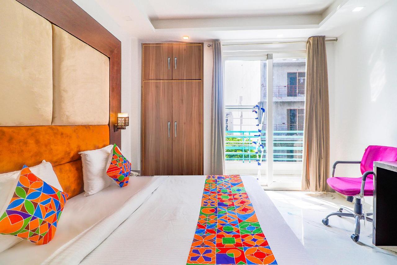 Fabhotel Kiara The Private Suites Gurgaon Exterior foto